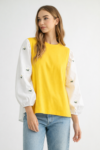 Robin Pointe Knit Top with Embroidered Summer Flowers