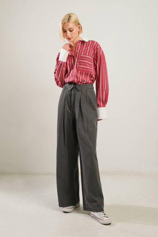 BEHIND THE GRIN WOVEN TOP
