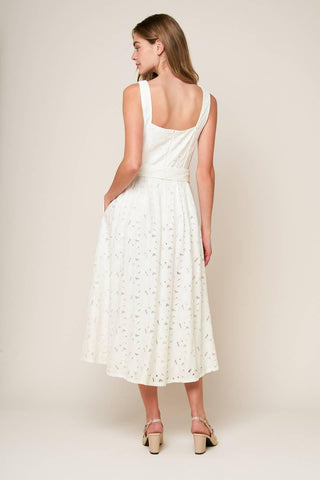 DAFFODILS & DAYDREAMS WOVEN LACE MIDI DRESS