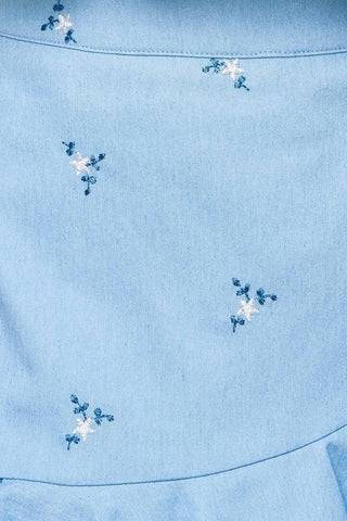 MOMENT OF CLARITY LIGHT INDIGO WOVEN SKORT