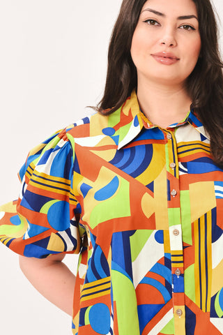 HEART ON DISPLAY WOVEN TOP