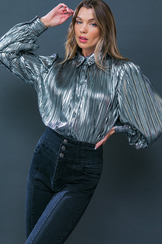 CUTY AESTHETIC FOILED TOP